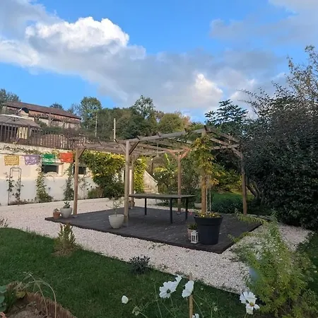 Magnifique Avec Vue Montagne Au Coeur Des Pyrenees Avec Piscine Proche Station De Apartmán *