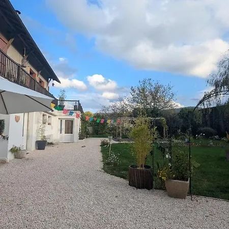 Apartmán Magnifique Avec Vue Montagne Au Coeur Des Pyrenees Avec Piscine Proche Station De