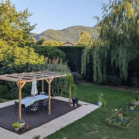 Magnifique Avec Vue Montagne Au Coeur Des Pyrenees Avec Piscine Proche Station De Apartmán *